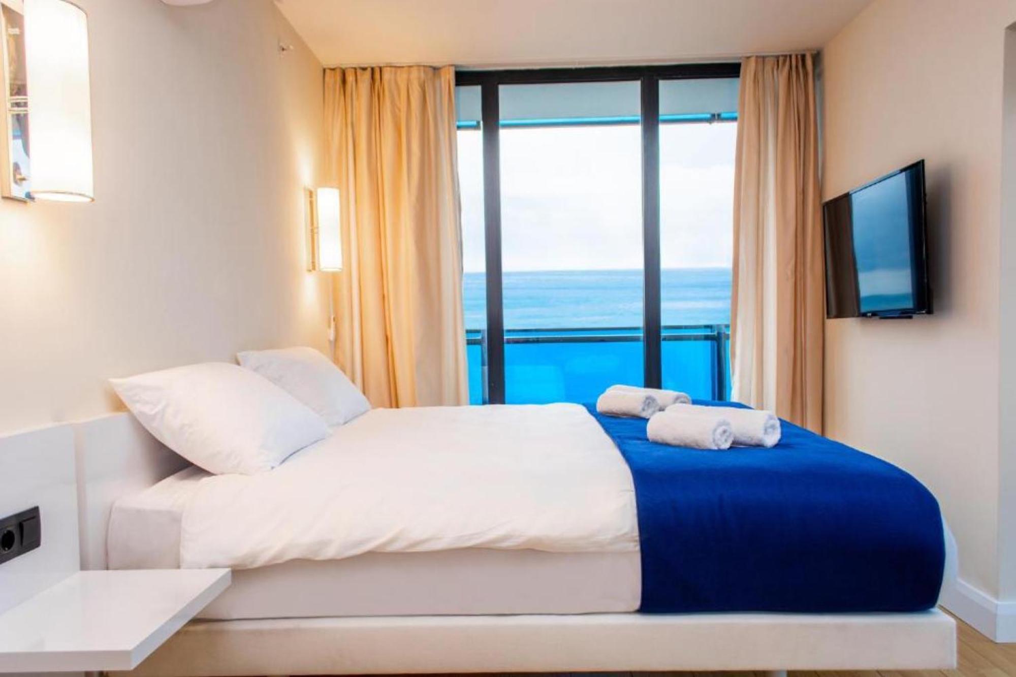 Orbi City-Sea View Aparthotel Batumi Exterior foto