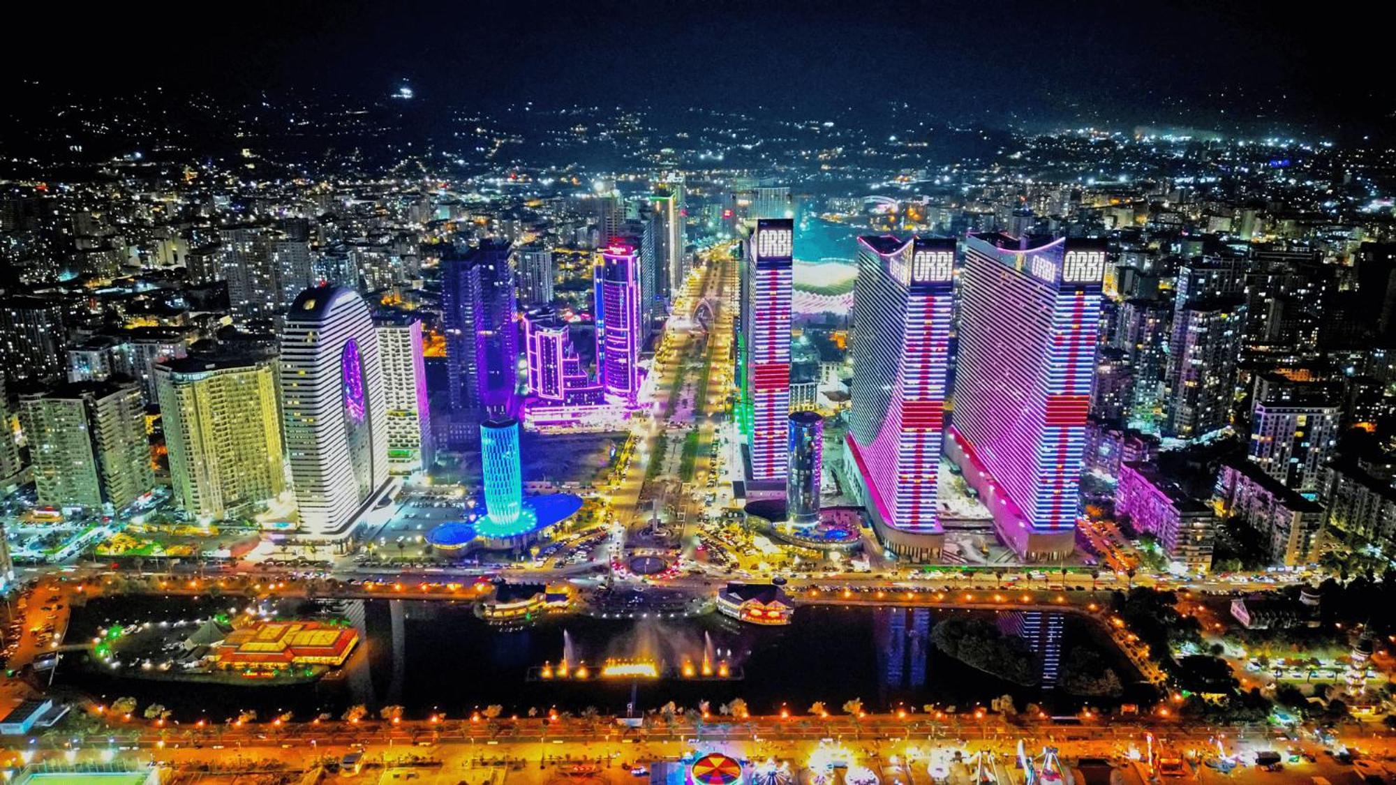 Orbi City-Sea View Aparthotel Batumi Exterior foto
